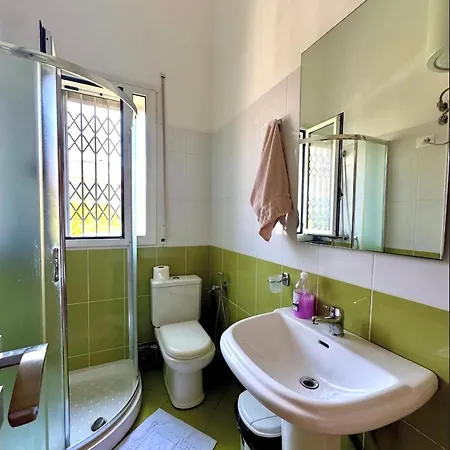 Ar Rentalhouse *